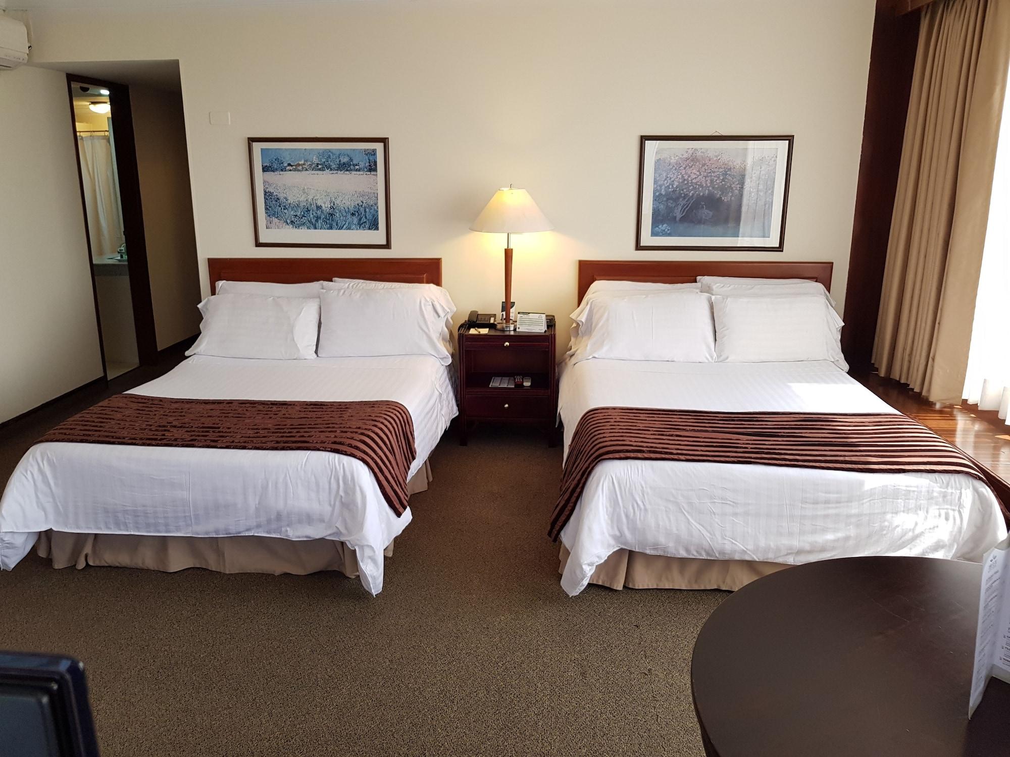 Torre De Cali Plaza Hotel Eksteriør billede