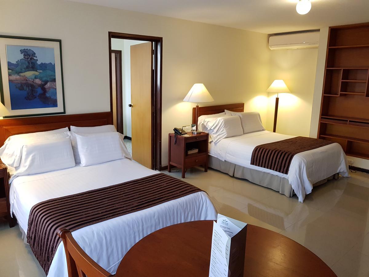 Torre De Cali Plaza Hotel Eksteriør billede